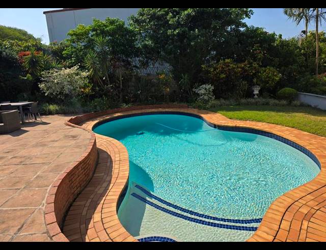 3 BEDROOM APARTMENT FOR SALE IN UMHLANGA ROCKS